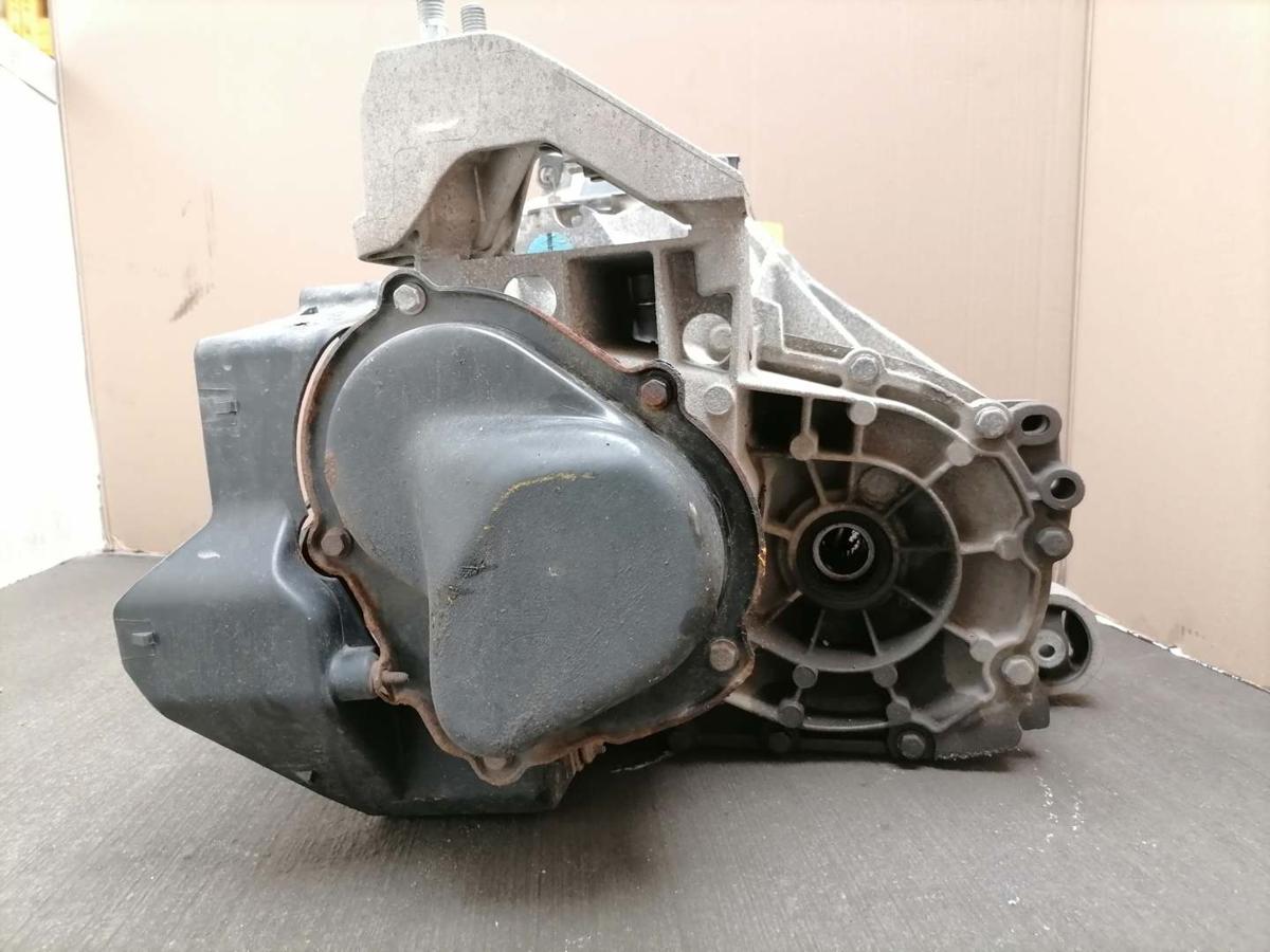 Ford Fiesta JA8 Bj.2010 original 5 Gang Schaltgetriebe 8A6R7002JA 1,2 44KW